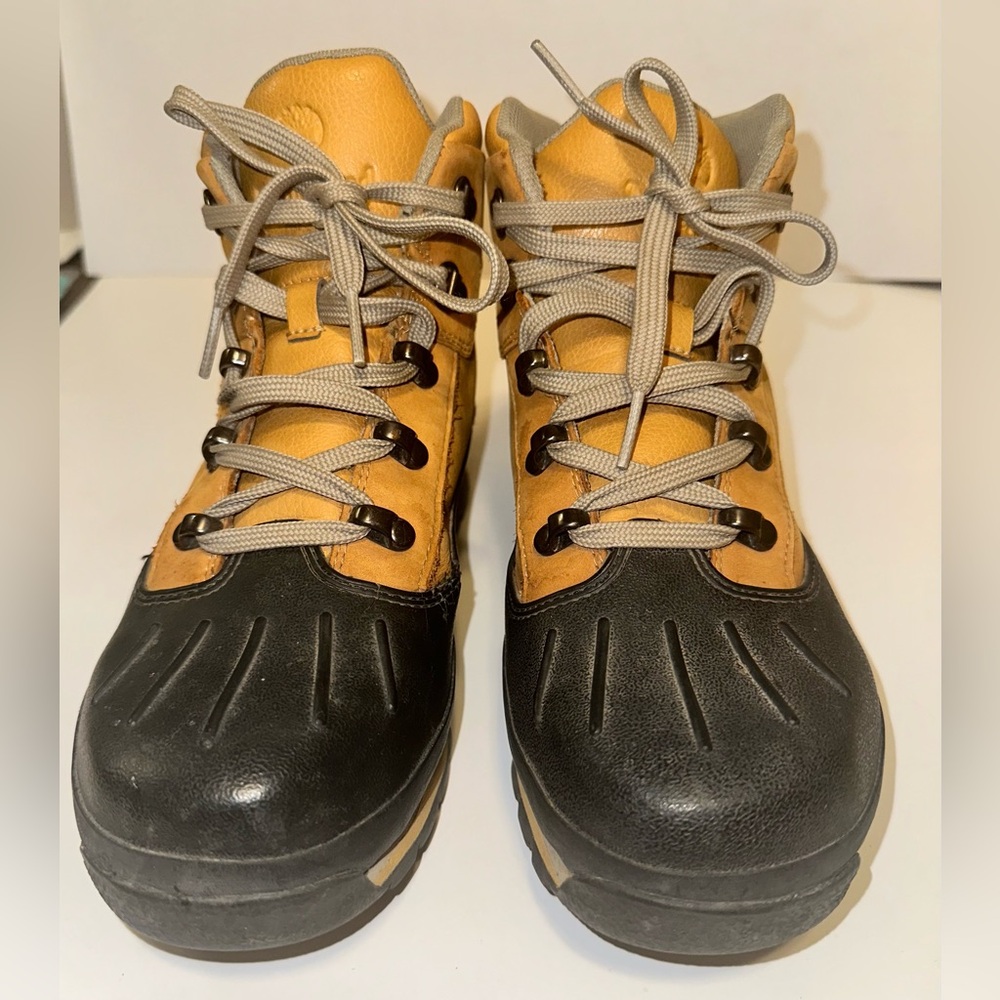Timberland Youth Euro Hiker Shell toe Boot Wheat Nubuck Boot Boys Size 6 Tan - Picture 5 of 9